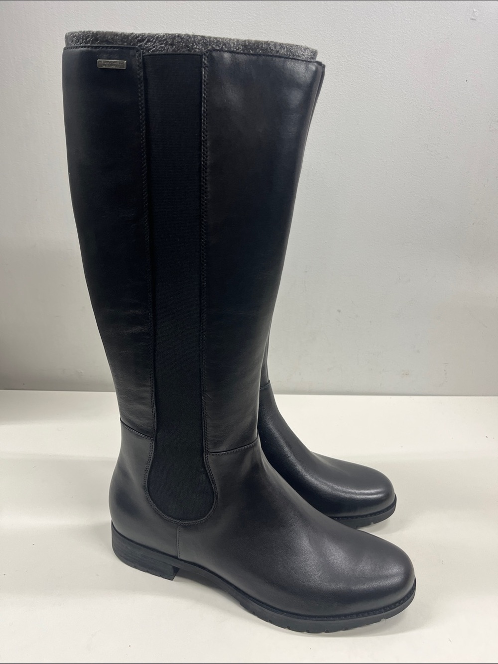New Rockport Tristina Tall Chelsea Boot in Black Leather Size 11
